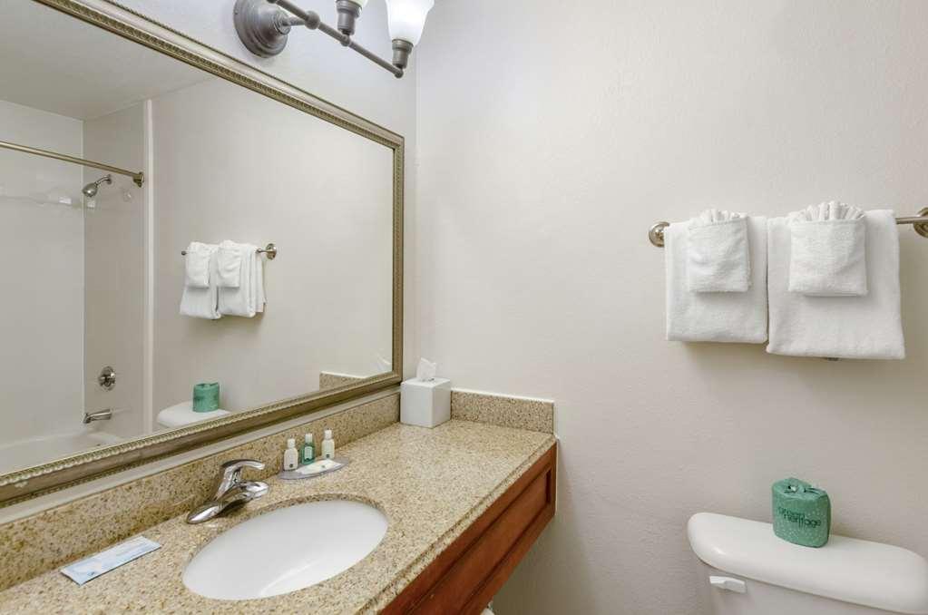 Comfort Inn Near Martinsville Speedway Экстерьер фото
