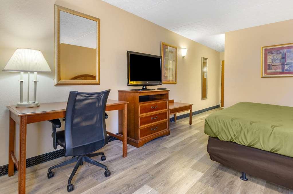 Comfort Inn Near Martinsville Speedway Номер фото