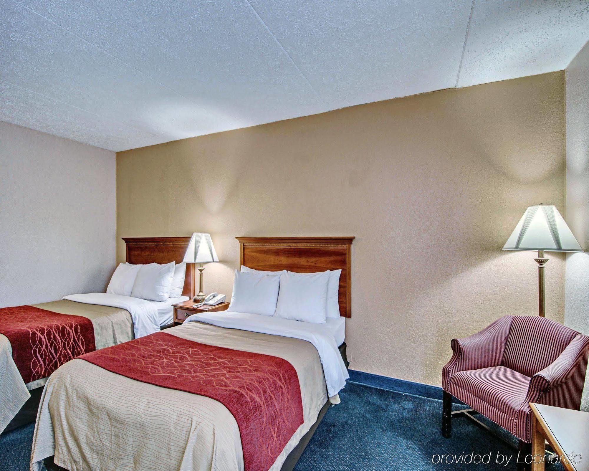 Comfort Inn Near Martinsville Speedway Экстерьер фото