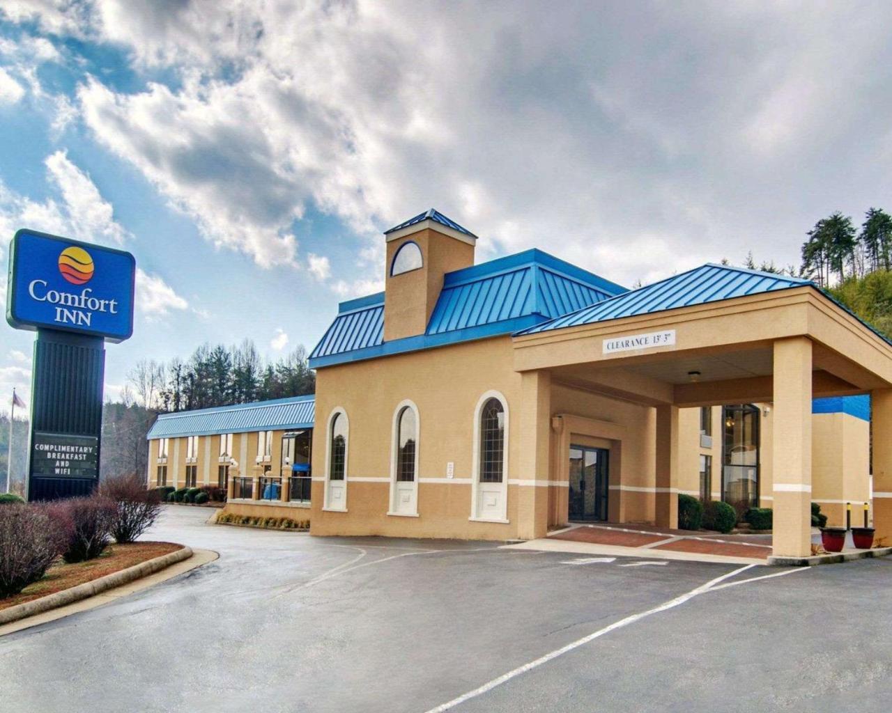 Comfort Inn Near Martinsville Speedway Экстерьер фото
